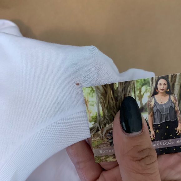 SIZE SMALL Leopard Kiss Tee - Picture 4 of 4